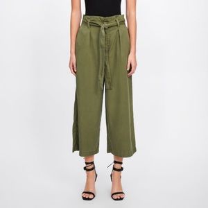Zara Army Green Paperbag Culottes Pants Si…